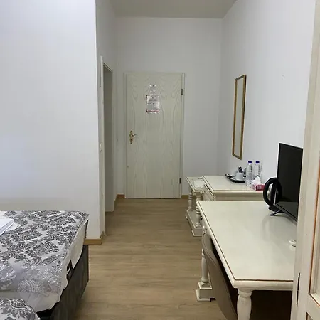 Astheimer Schloesschen Hotel *