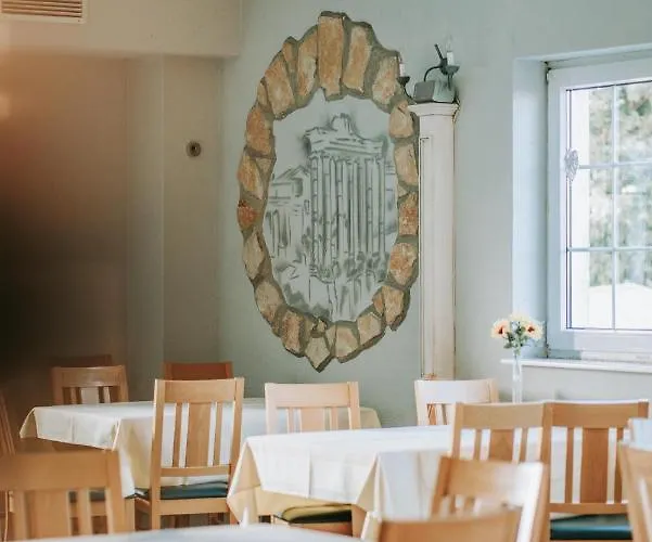 Astheimer Schloesschen Trebur